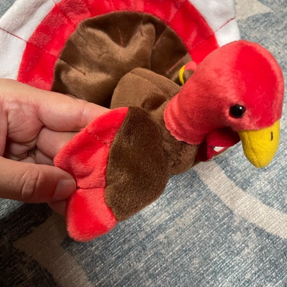 **RARE**MULTIPLE TAG ERRORS** Ty Beanie Baby Gobbles the turkey - Picture 6 of 9